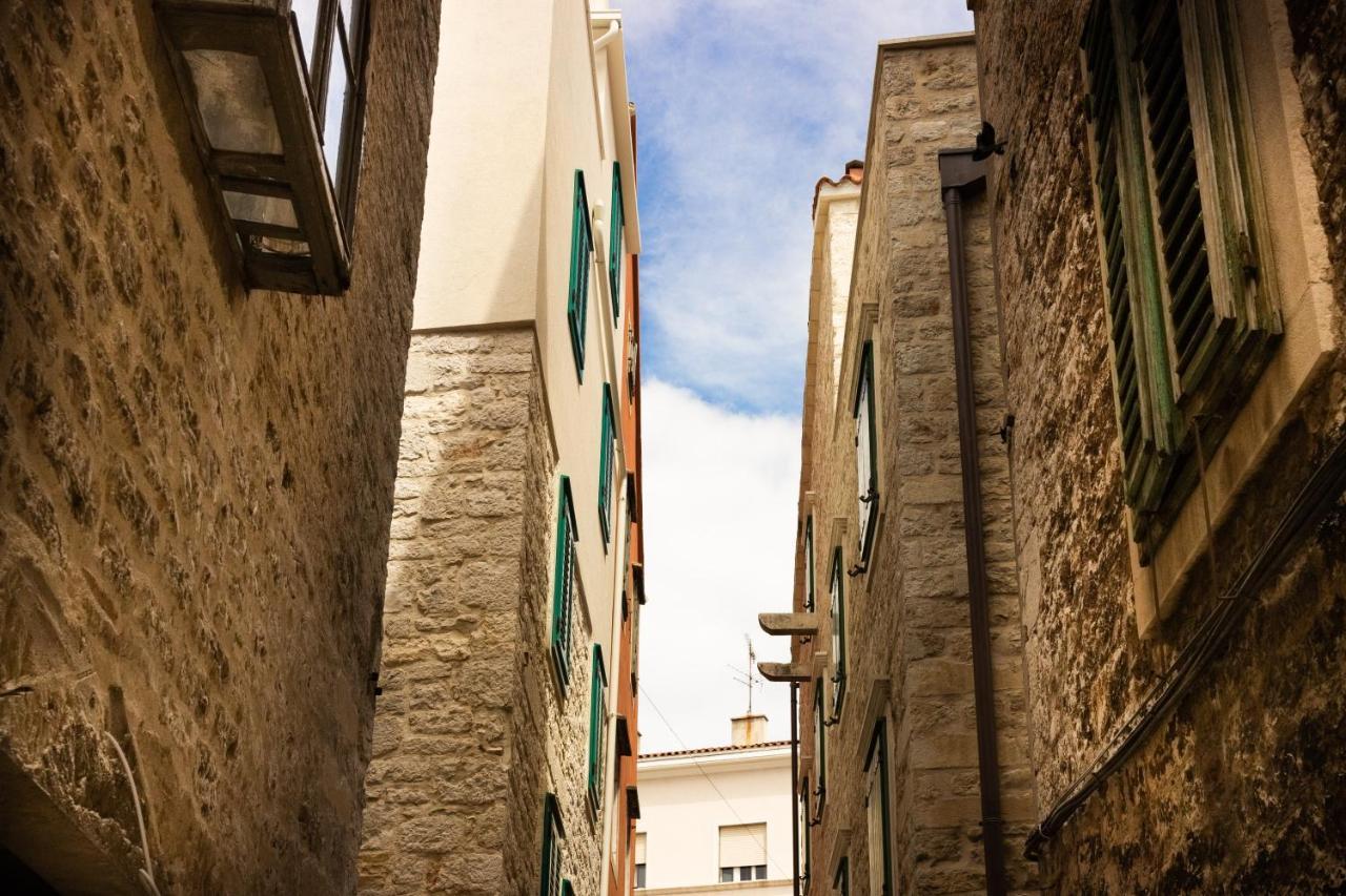 St. Clara Old Town *
