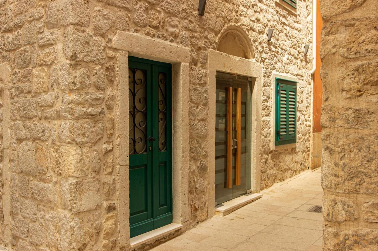 St. Clara Old Town *