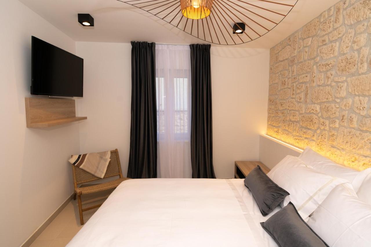 St. Clara Old Town Appart hôtel